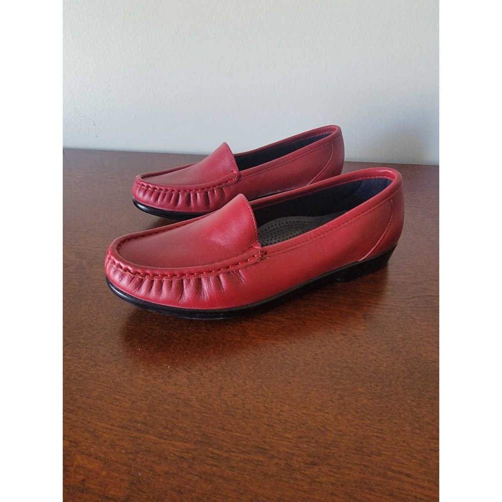 SAS Simplify Comfort Loafer Red Leather Slip On Shoes Womens 7.5 M  Flat